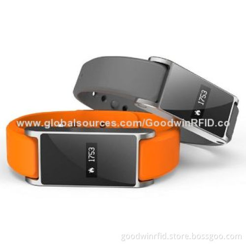 Bluetooth wristband, used as clock/pedometer/mileage calculator/calories/sleep quantity monitor